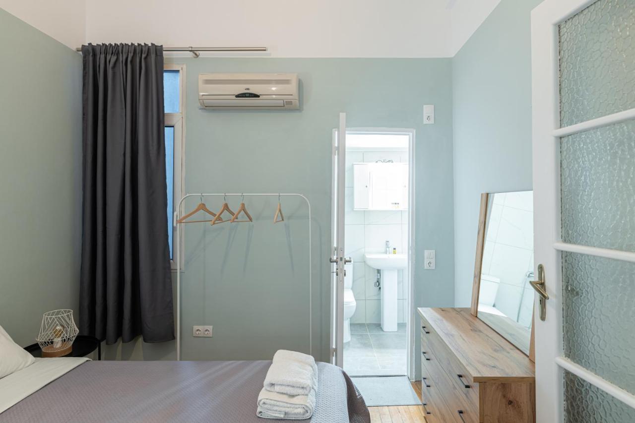 Hostelista Athens Exterior photo